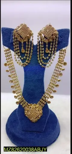 Beautiful Gold Plated necklace set